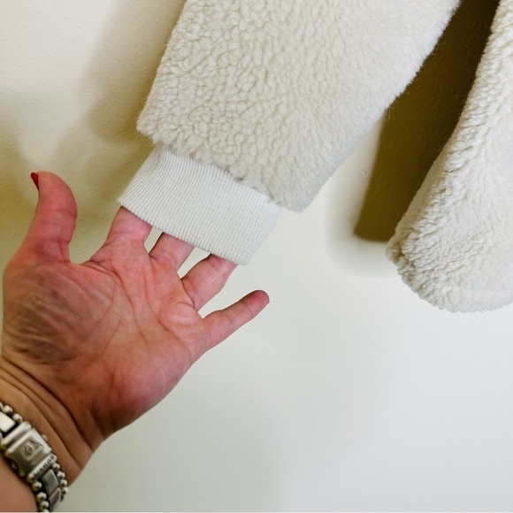 Patagonia Woolyester Pile Bomber Jacket Women's Size XL - Picture 7 of 11